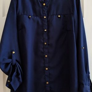 Perfect casual or dress shirt. Blue.